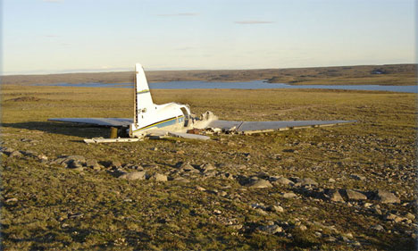 abandoned-arctic-plane-wrecks-2.jpg