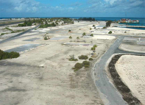 abandoned-johnston-atoll-runway-2.jpg