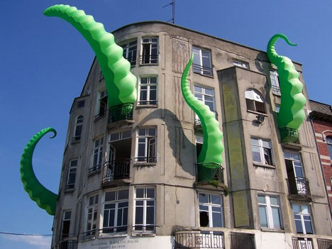 tentacle-building