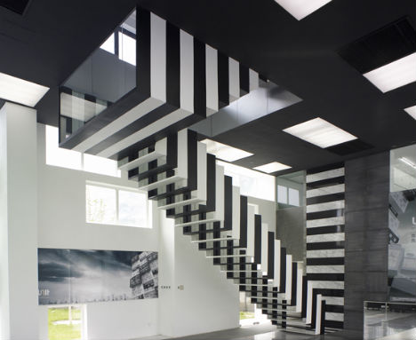 Suspended Staircases: 18 Hanging Stair &amp; Tread Sets | Urbanist
