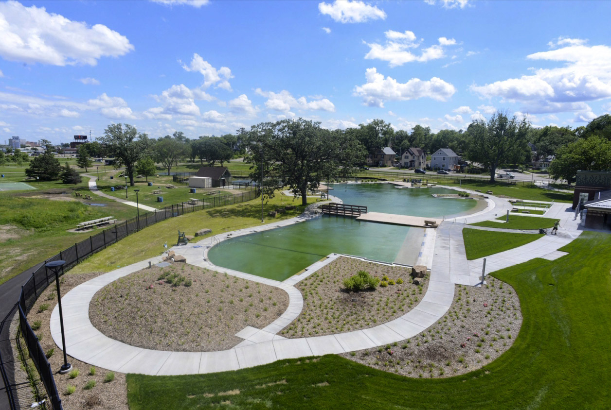 filtered swimming pool