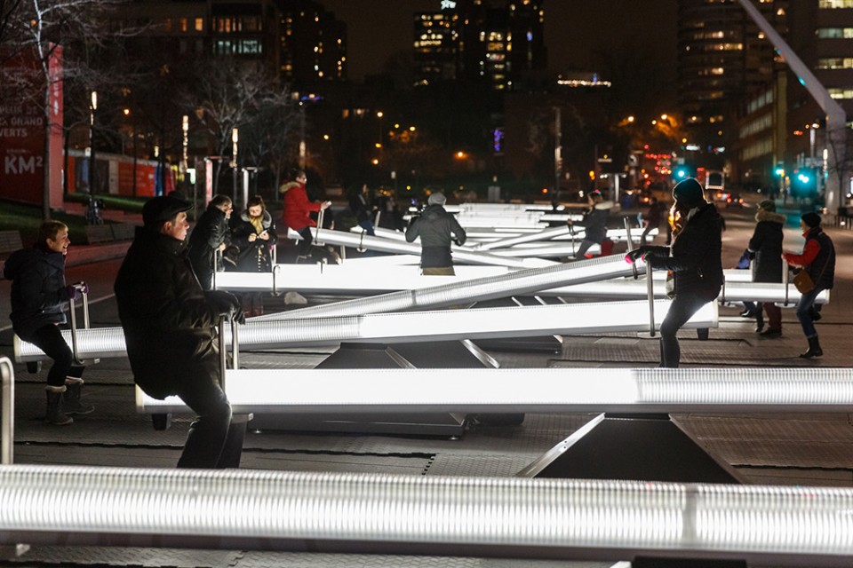 Light Balance Illuminated Seesaws In A Montreal Plaza Urbanist 