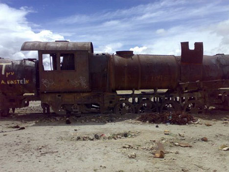 abandoned trains bolivia