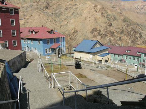 abandoned mine town sewell chile
