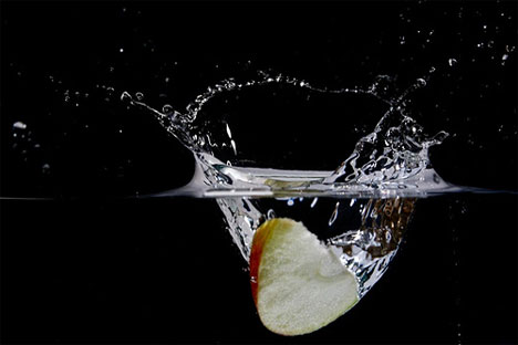 apple water high speed photography