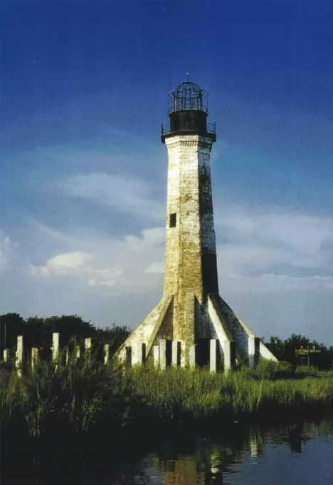 Sabine Pass Lighthouse Louisiana abandoned