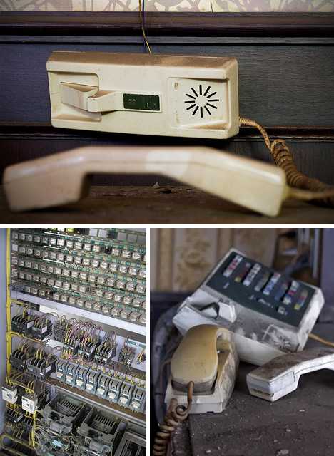 Japan Queen Chateau soapland abandoned telephone