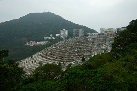 Crazy Cemeteries Hong Kong 3