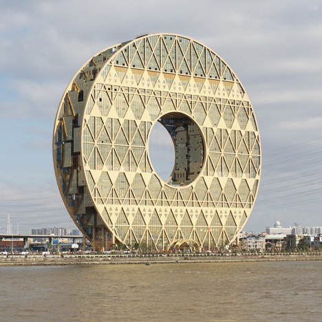 donut shaped structure