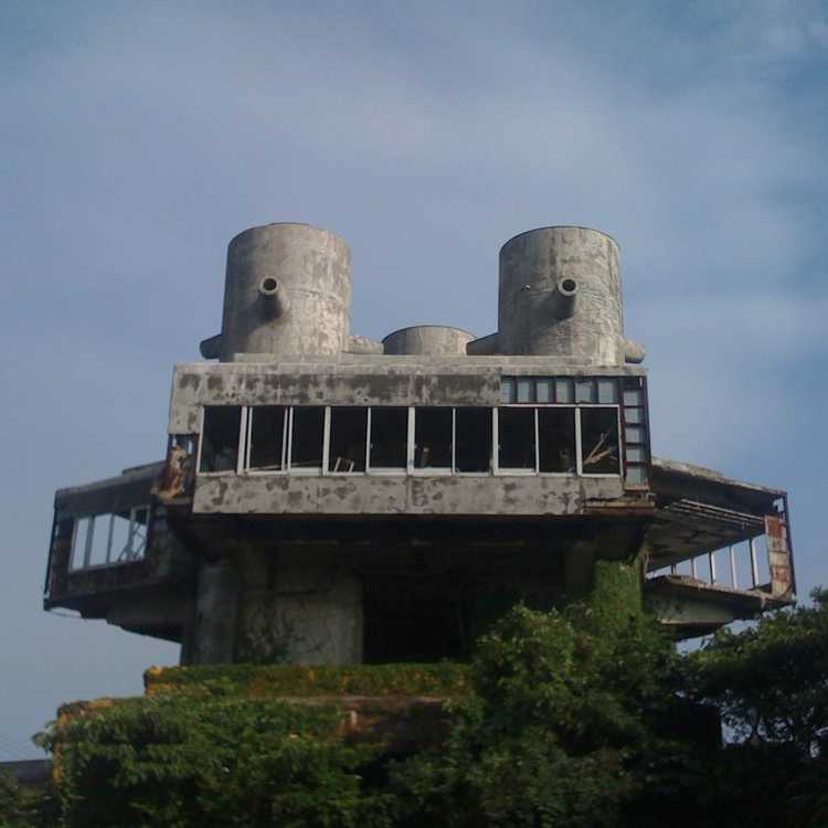 Trashed Resort: Japan’s Abandoned New Muroto Sky Rest | Urbanist