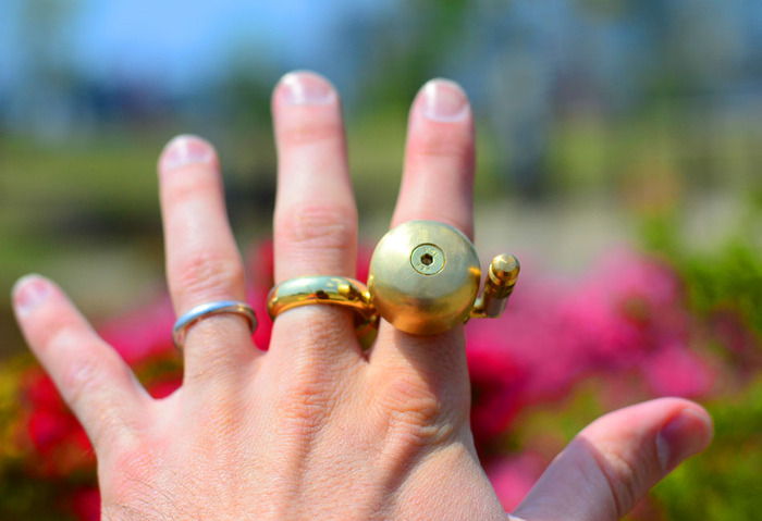Road Races Running Bell Run Bell: Warn Slow Pedestrians to Get Out of Your Way | Urbanist