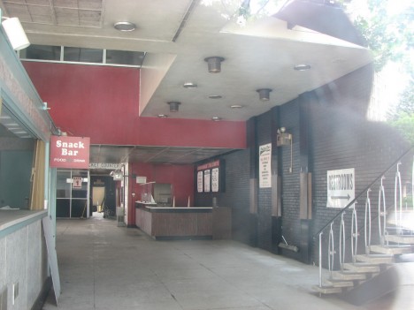 abandoned bus station terminal Albany Trailways 8c