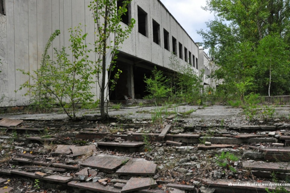 abandoned supermarket pripyat 1b