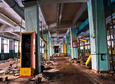 abandoned toy factory 1a