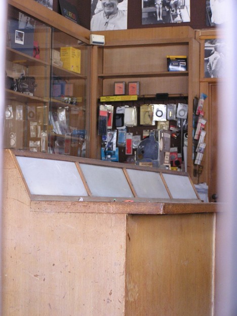 abandoned camera store 3d