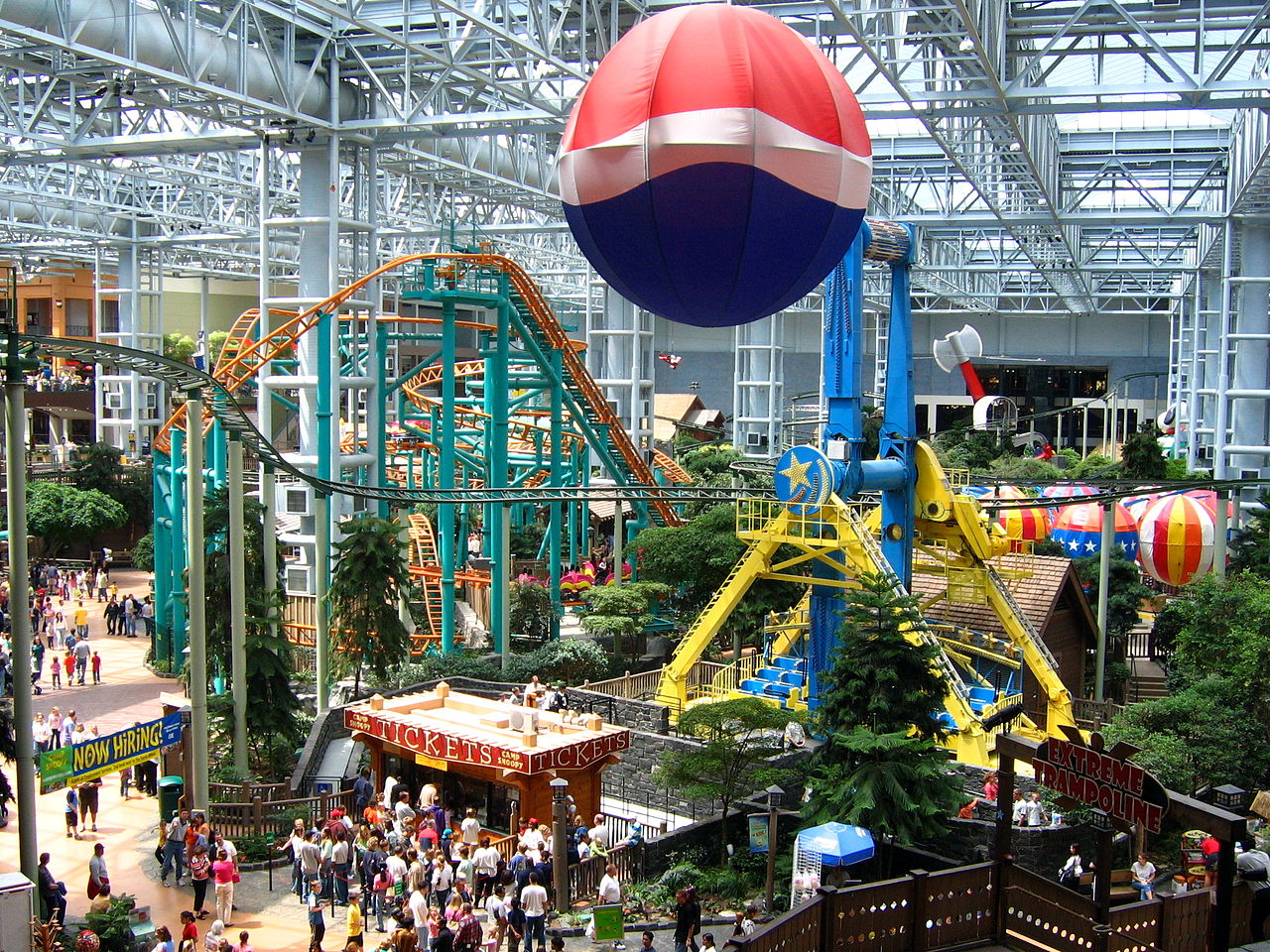Inside the Mall of America - Shopping, Attractions and the