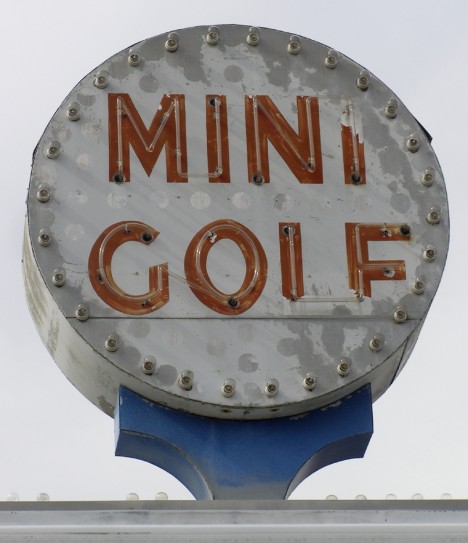 abandoned-miniature-golf-course-6