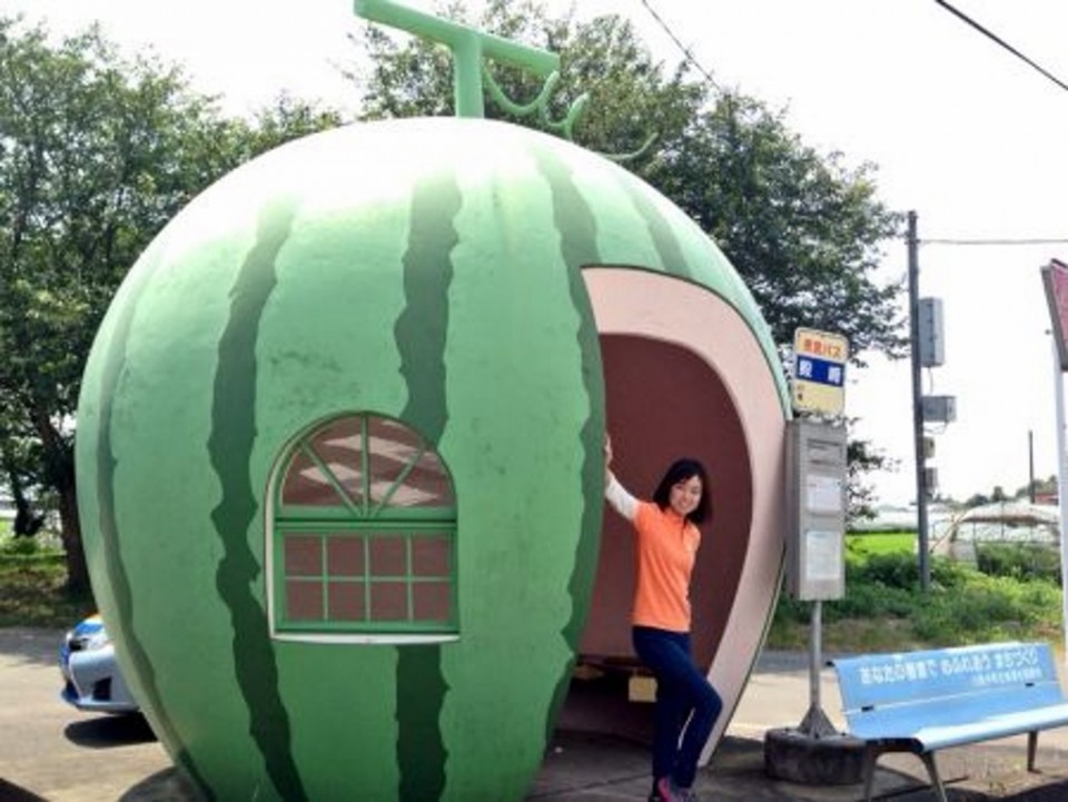 Sweet Transit Japan’s Cute FruitShaped Bus Stops Urbanist