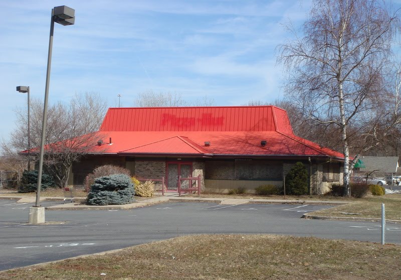 Pizza Hurt 12 Stale & Crusty Abandoned Pizza Hut Stores Urbanist
