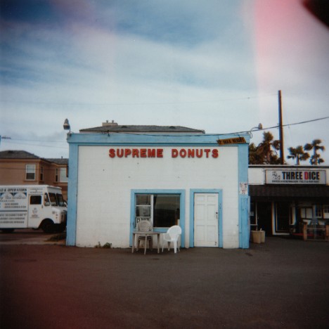 abandoned-supreme-donut-shop-8