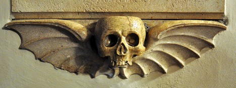 grave symbolism winged skull 2