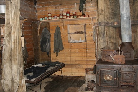 time capsule shackleton's hut