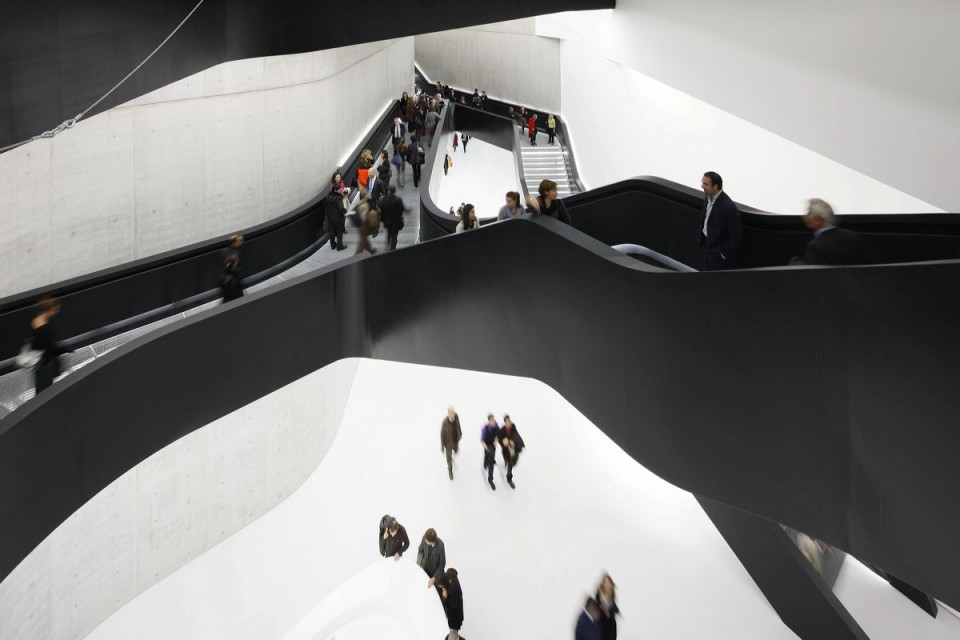 Honoring Zaha Hadid: 5 of the Starchitect’s Greatest Projects - WebUrbanist