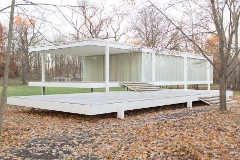 midcentury modern farnsworth house