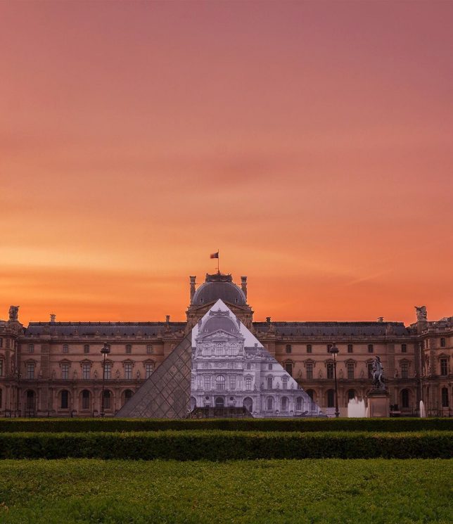 louvre pyramid camouflage 2