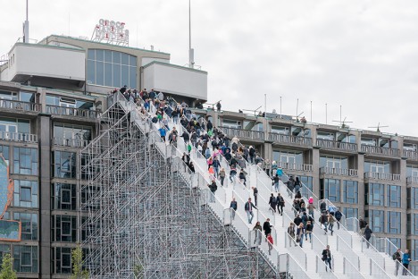 scaffold stairs `