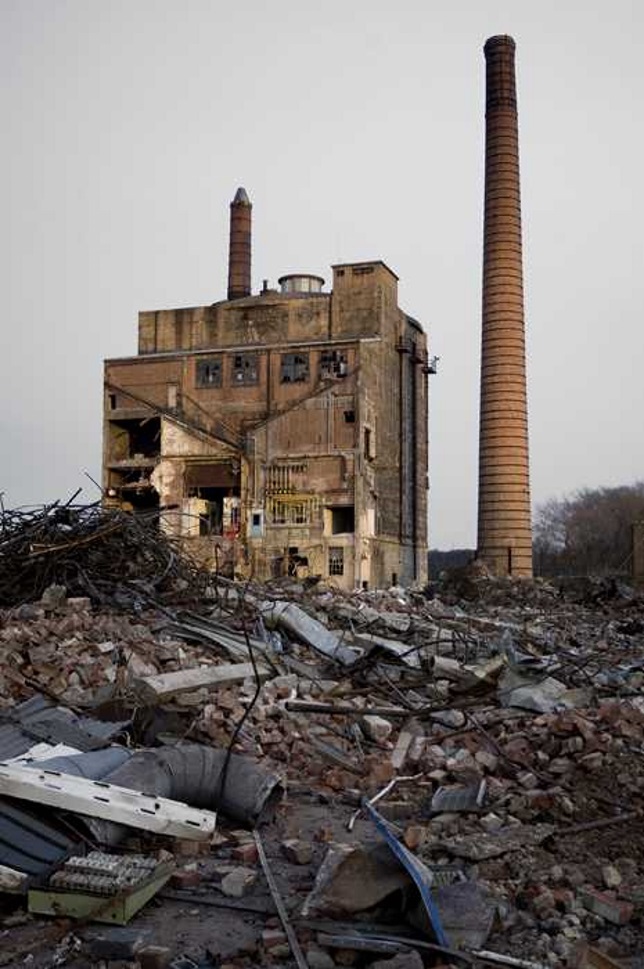 Silence Of The Lamps 10 Abandoned Light Bulb Factories Urbanist