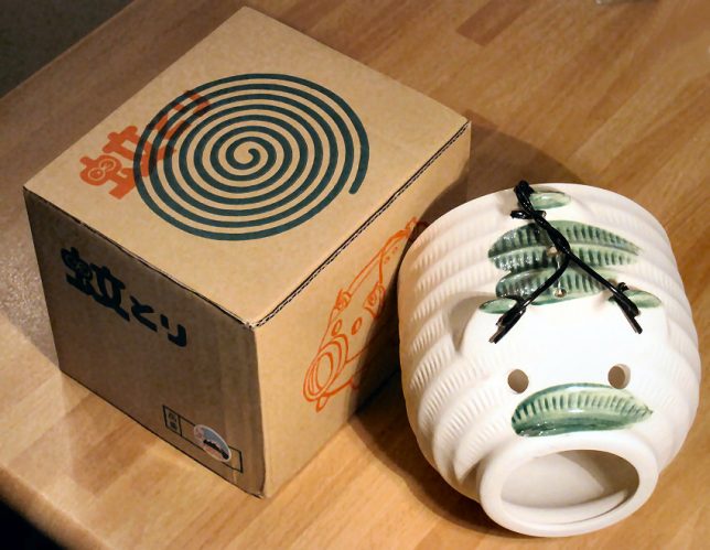 mosquito-coil-holders-1b