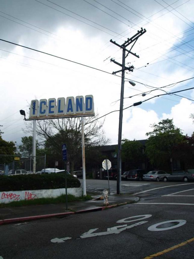 abandoned-ice-skating-1b