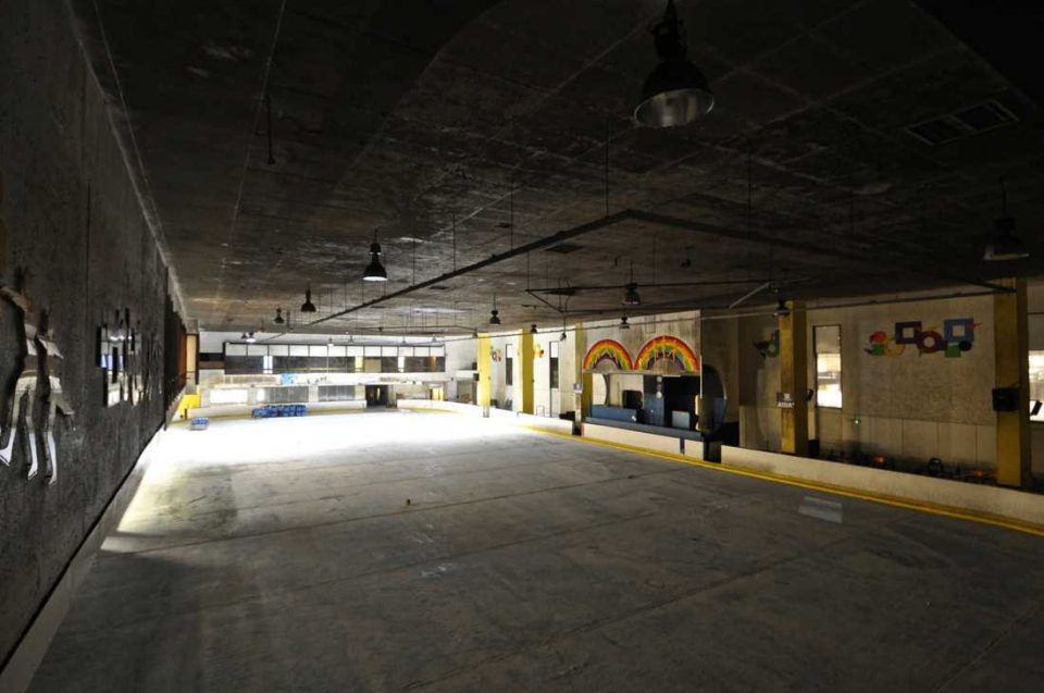 On Thin Ice: 10 Abandoned & Defrosted Ice Skating Rinks | Urbanist