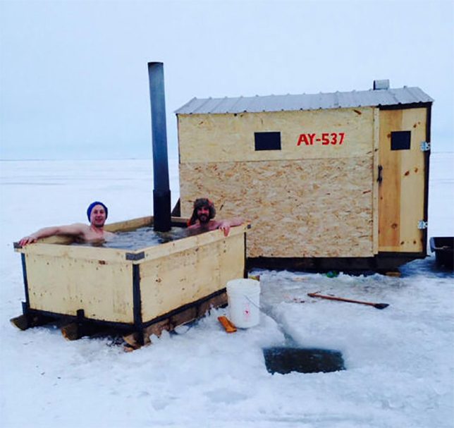 fishing-huts-hot-tub