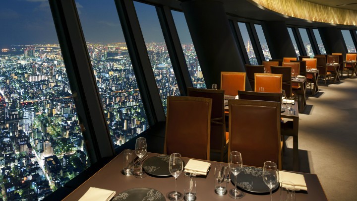 High-elevation Dining: 12 Sky-scraping Restaurants Around The World 