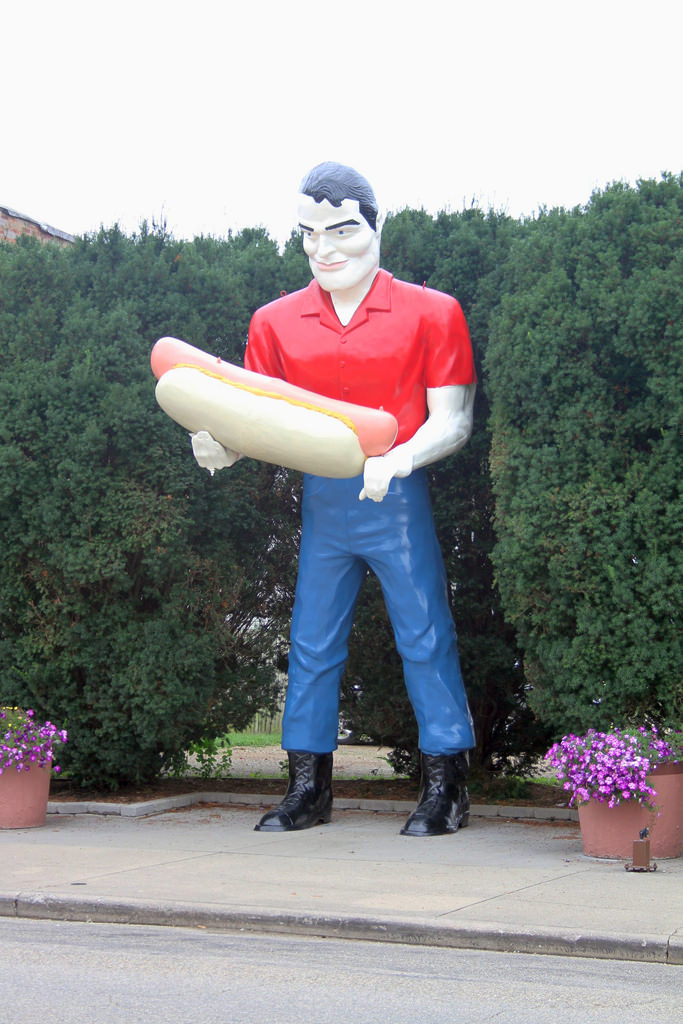 Advertising Giants America’s Amazing Muffler Men Urbanist