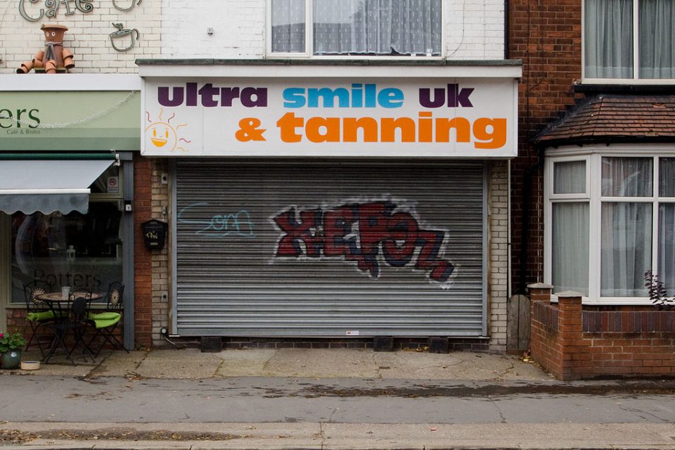 Bar The Rays 15 Closed & Abandoned Tanning Salons Urbanist