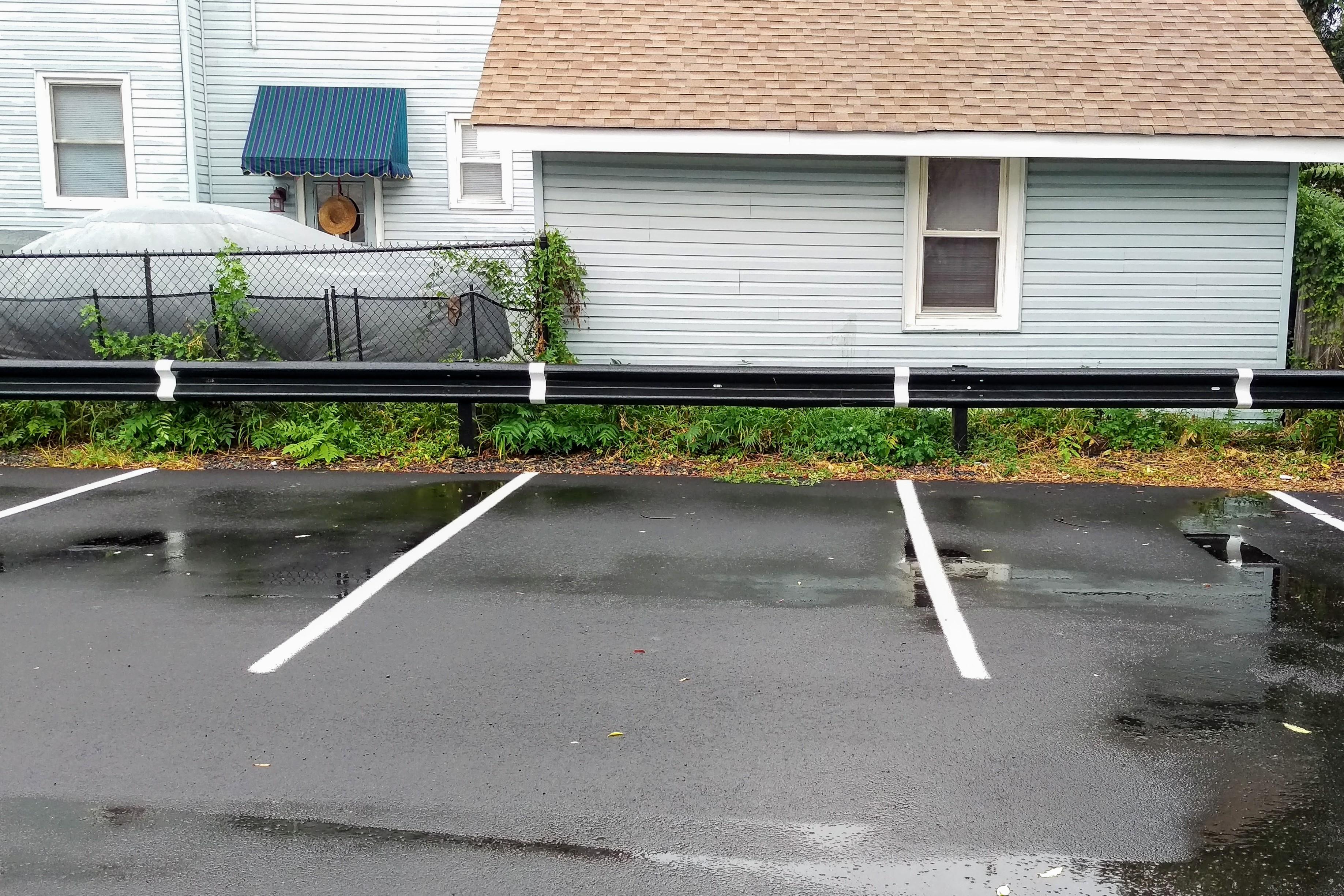 Parking Hack: Every Car Lot & Garage Should Have Vertical Guidelines