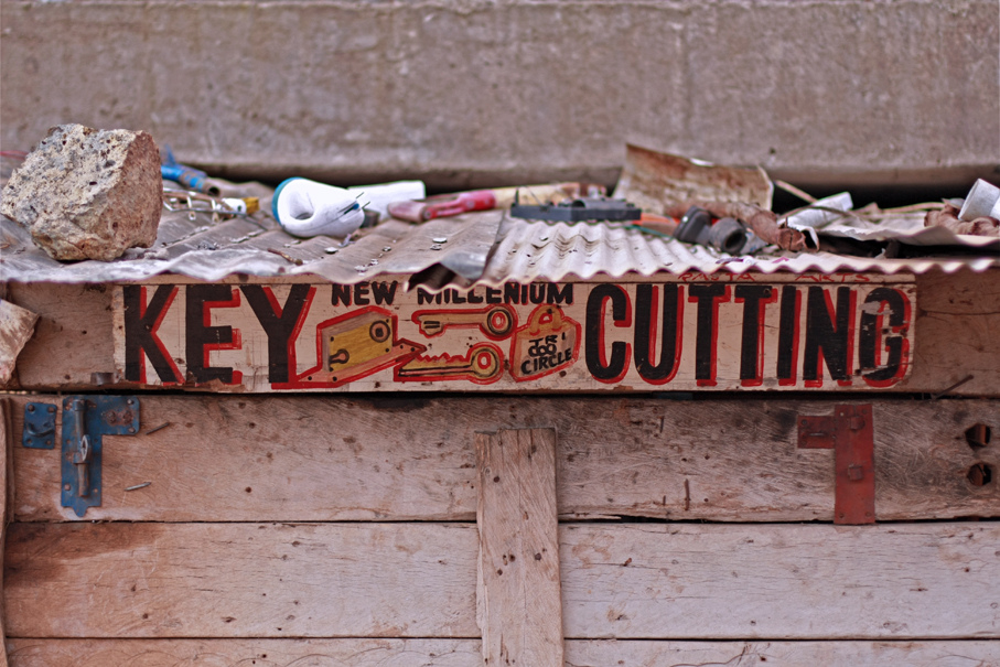 Good Lock: 15 Kool Key Cutting Shops & Signs | Urbanist